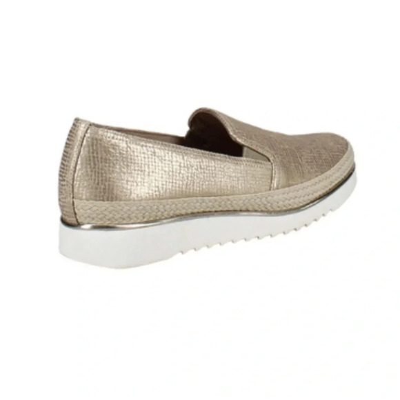 ! Donald j pliner Finni Slip-On Sneaker 9.5 - Picture 3 of 3